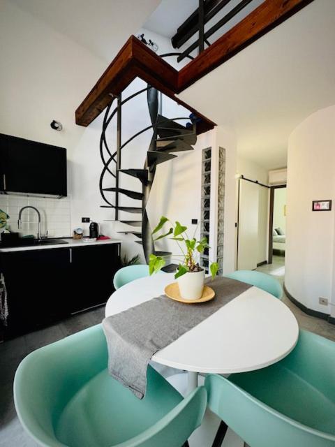 Casa Vacanza A 100 Metri Dal Mare Imperia Exteriér fotografie